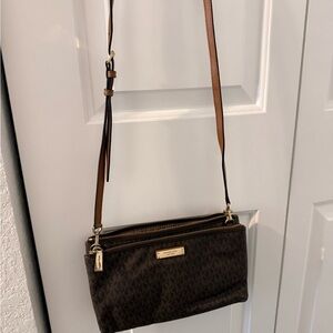 Michael Kors Light Beige Shoulder Bag